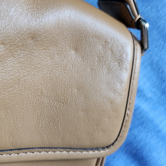 Michael Kors Colby Leather Shoulder Bag - Picture 6 of 6